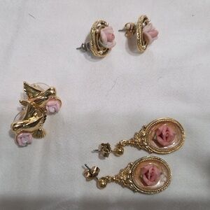 Vintage 1928 Gold and Pink Rose Jewelry Set